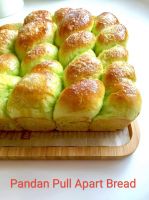 Bánh mì Lá Dứa Pandan pull Apart Bread ổ 20 cm