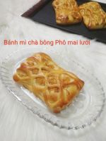 Bánh mì chà bông phomai lưới