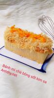 Bánh mì chà bông sôt phomai tan chảy phủ trứng muối